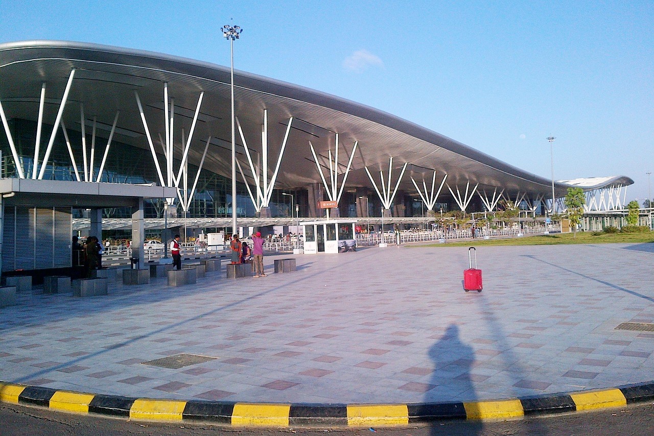 西安国际机场扩建动态，迈向未来的航空枢纽建设