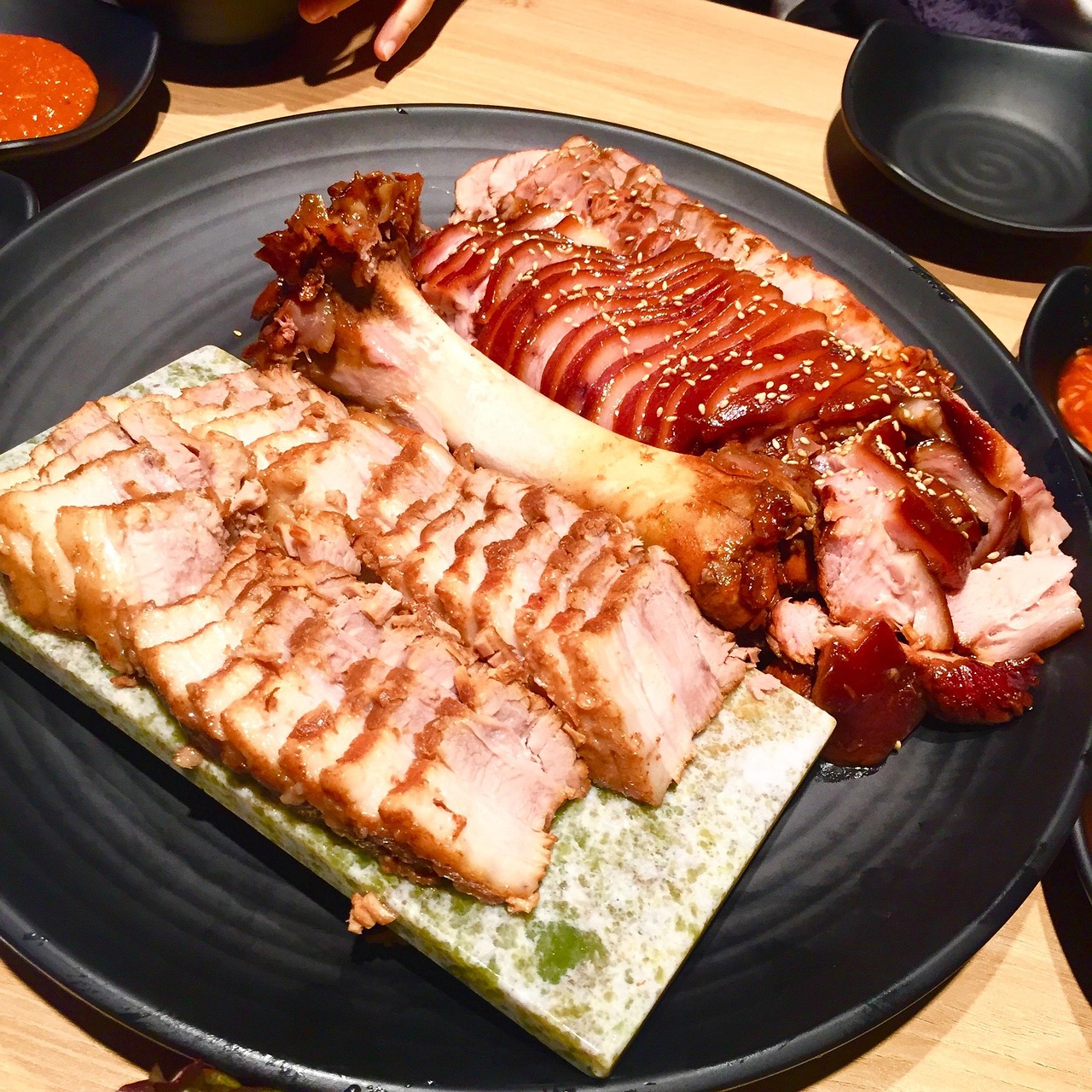 最新大肘子，美食的诱惑与独特魅力